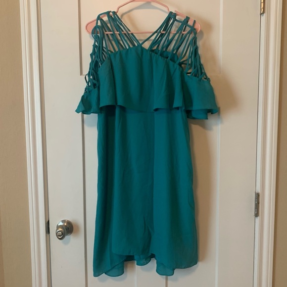 *NEW* Gianni Bini Teal Strappy Shoulder Dress - Picture 3 of 6